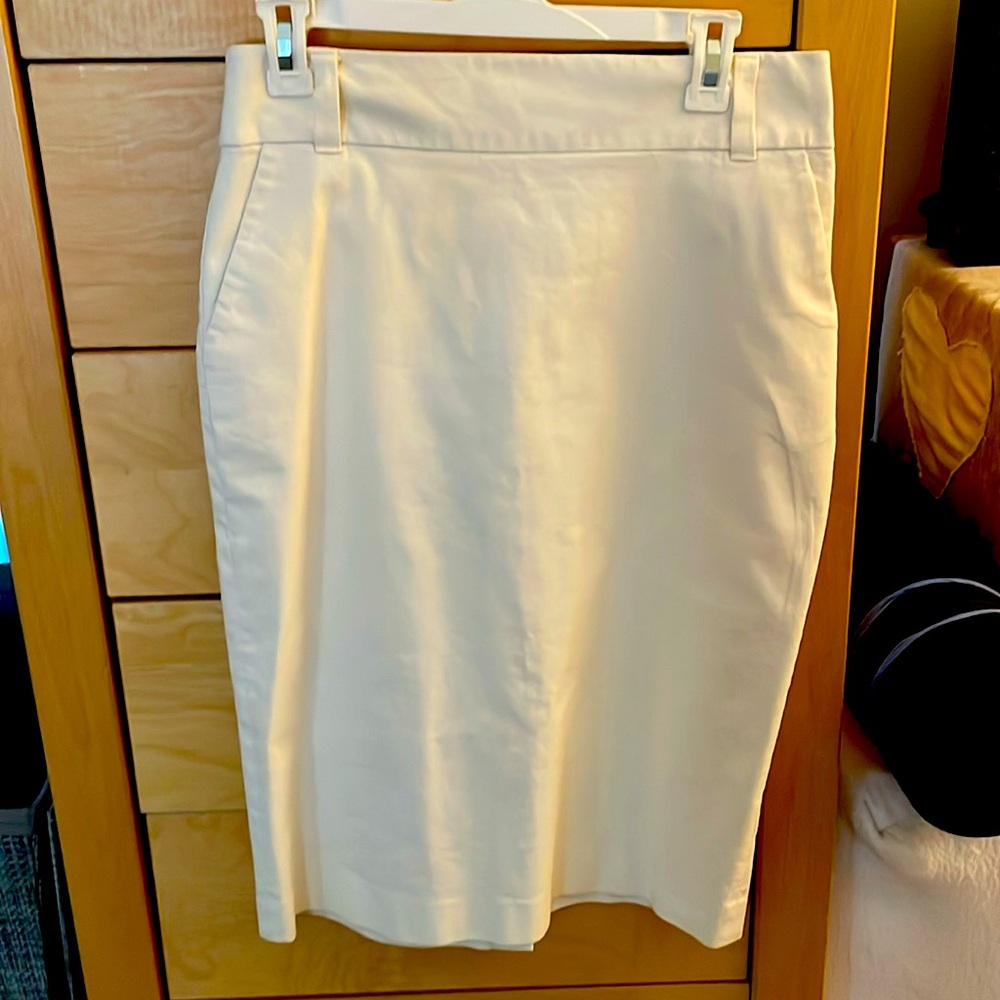 White lined knee length slim sexy skirt !!!!